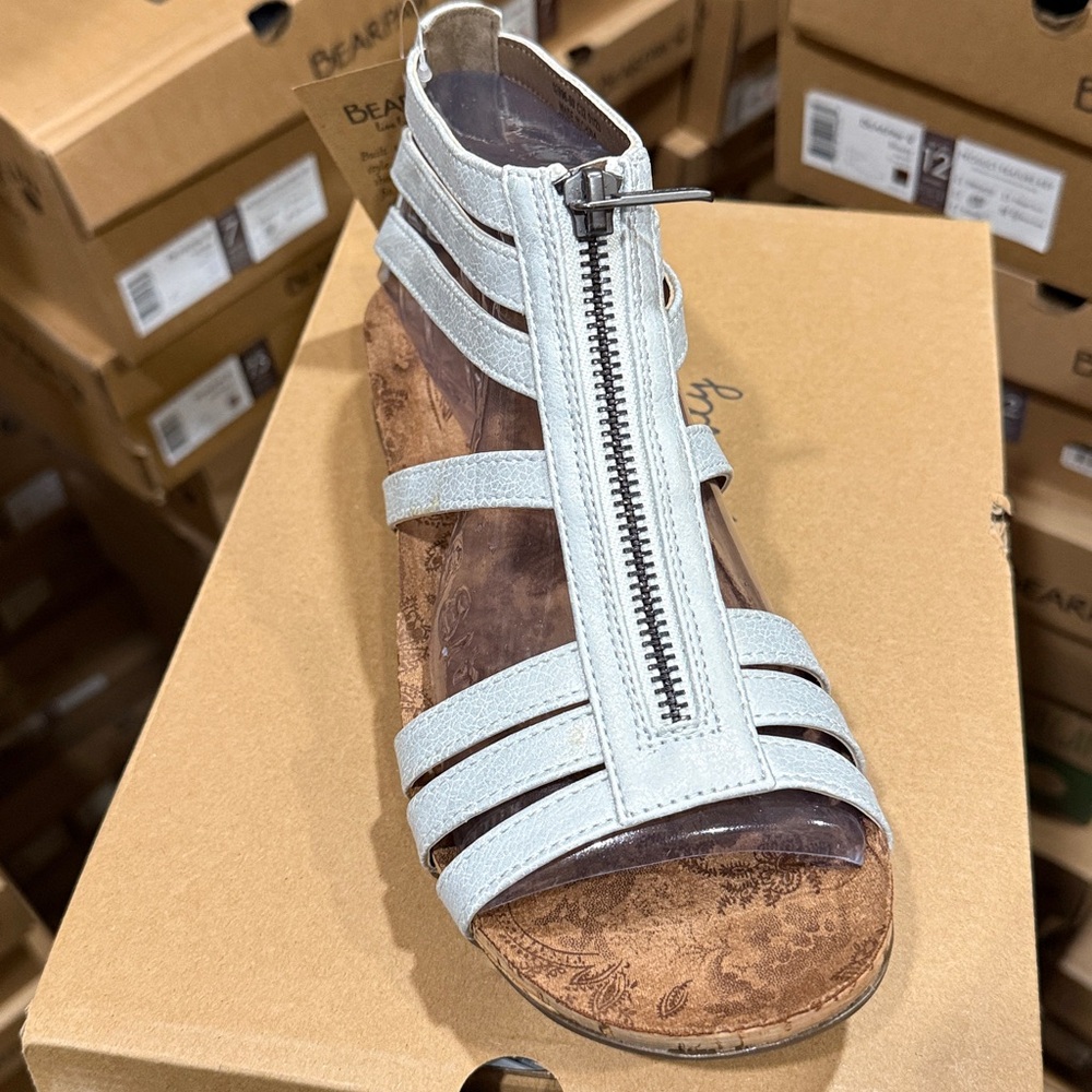 Bearpaw Layla II white metallic sandals - Picture 3 of 4